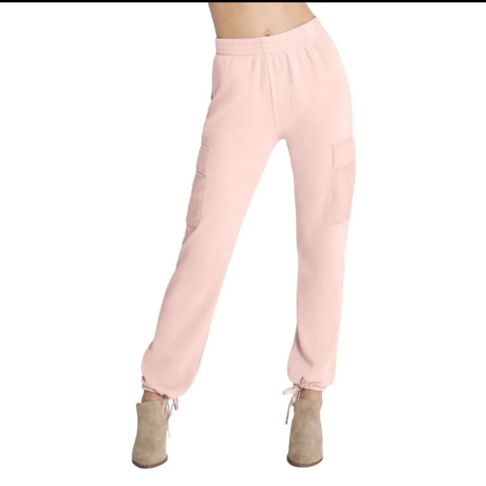NWOT WILDFOX Nikki Cargo Pant.Size L
